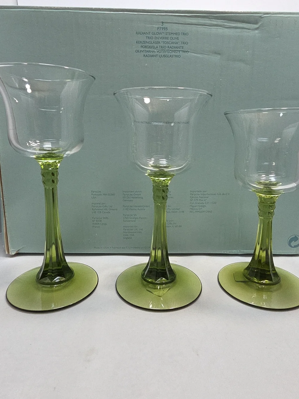 Partylite Radiant Glow Holiday Green Stemmed Trio Votive Holders Set of 3 NIB - Picture 3 of 8